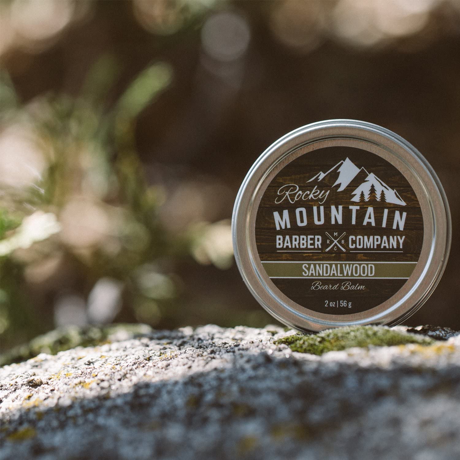 Routine d’application Rocky Mountain Barber: réchauffez et appliquez pour un look quotidien.