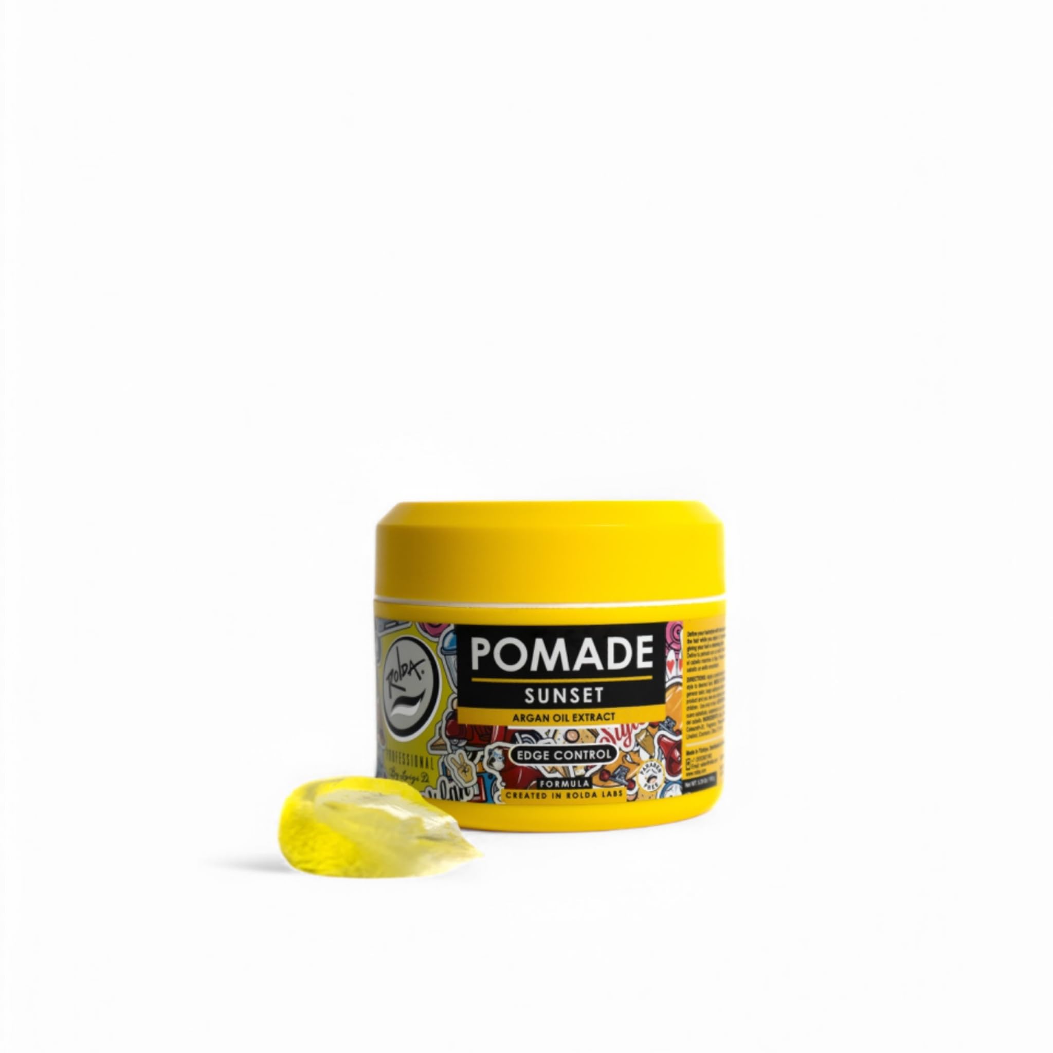Pommade Sunset de Rolda : application facile pour un coiffage précis sans résidu.