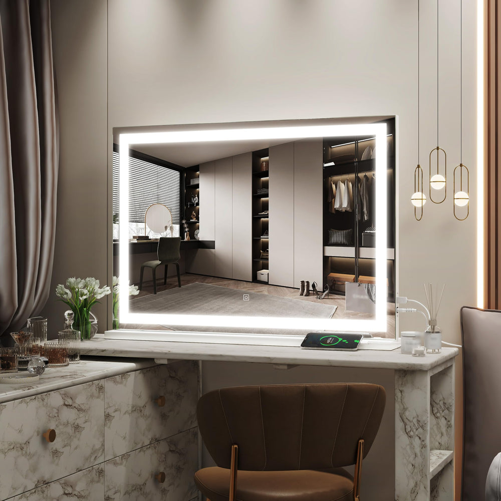 ROLOVE grand miroir permettant d’inspecter chaque angle lors des routines quotidiennes.