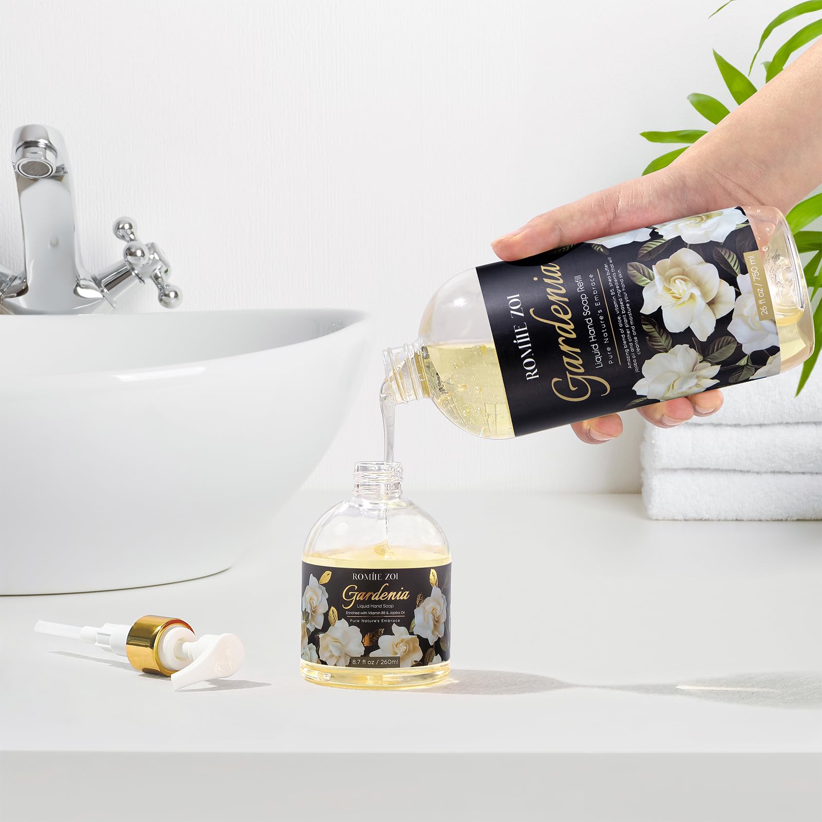 ROMIIE ZOI recharge généreuse 750 ml pour lavages répétés.
