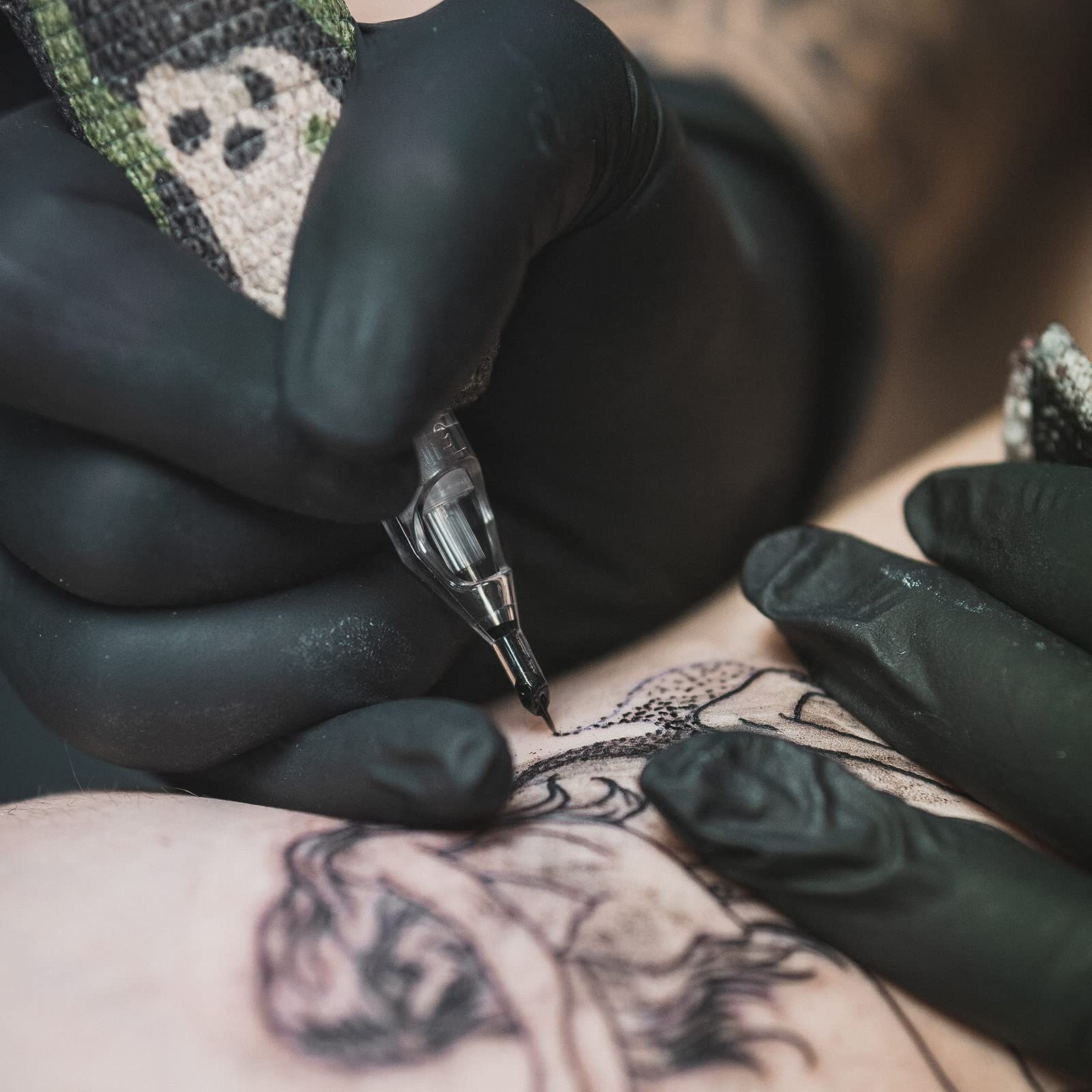Romlon peau pratique tatouage organisation et transport faciles.