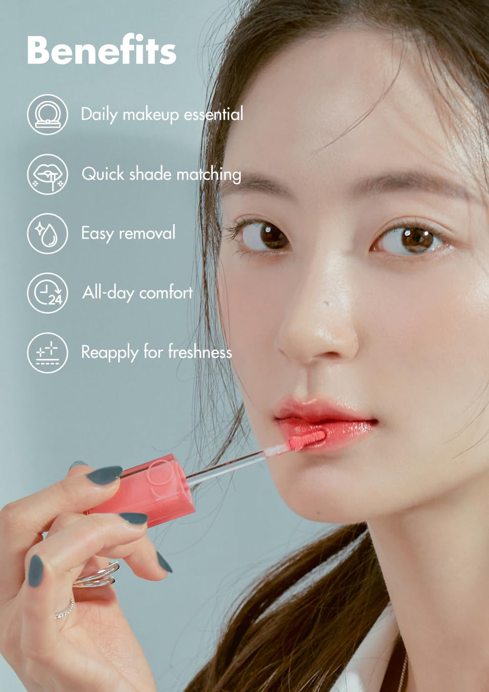 romnd TEINT AQUEUX DEWY·FUL 02 PÊCHE SALÉE — fini brillant et application fluide.