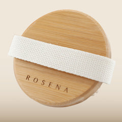 Rosena brosse-corps avec poignee integree favorisant un massage naturel.