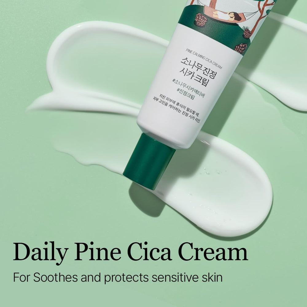 Pores affinés grâce au BHA/LHA dans ROUND LAB Pine Calming Cica Cream.