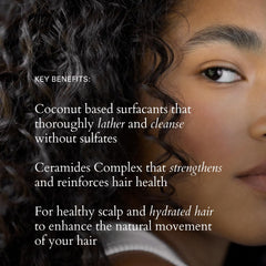 RŌZ Shampoing : botanicomplex nourrissant renforce les mèches et apaise le cuir chevelu.