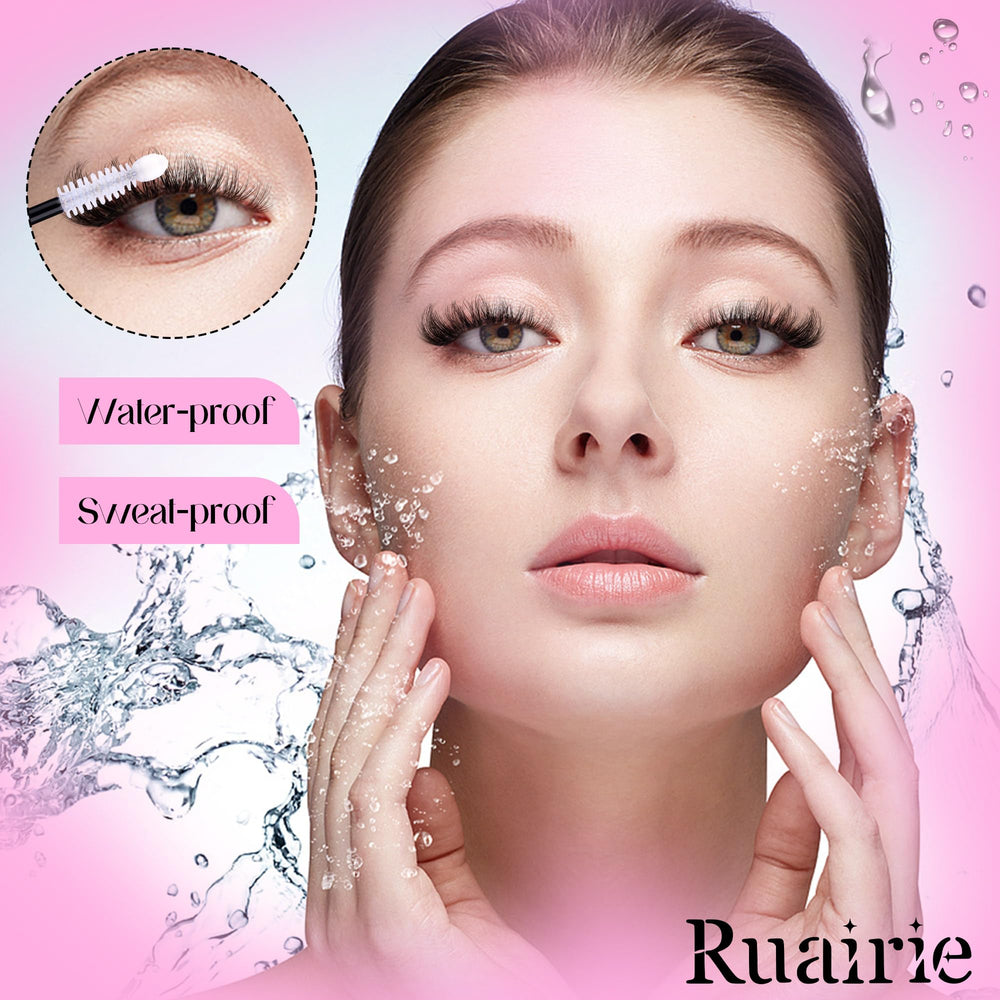 Ruairie application rapide des clusters de cils pour un regard naturel.
