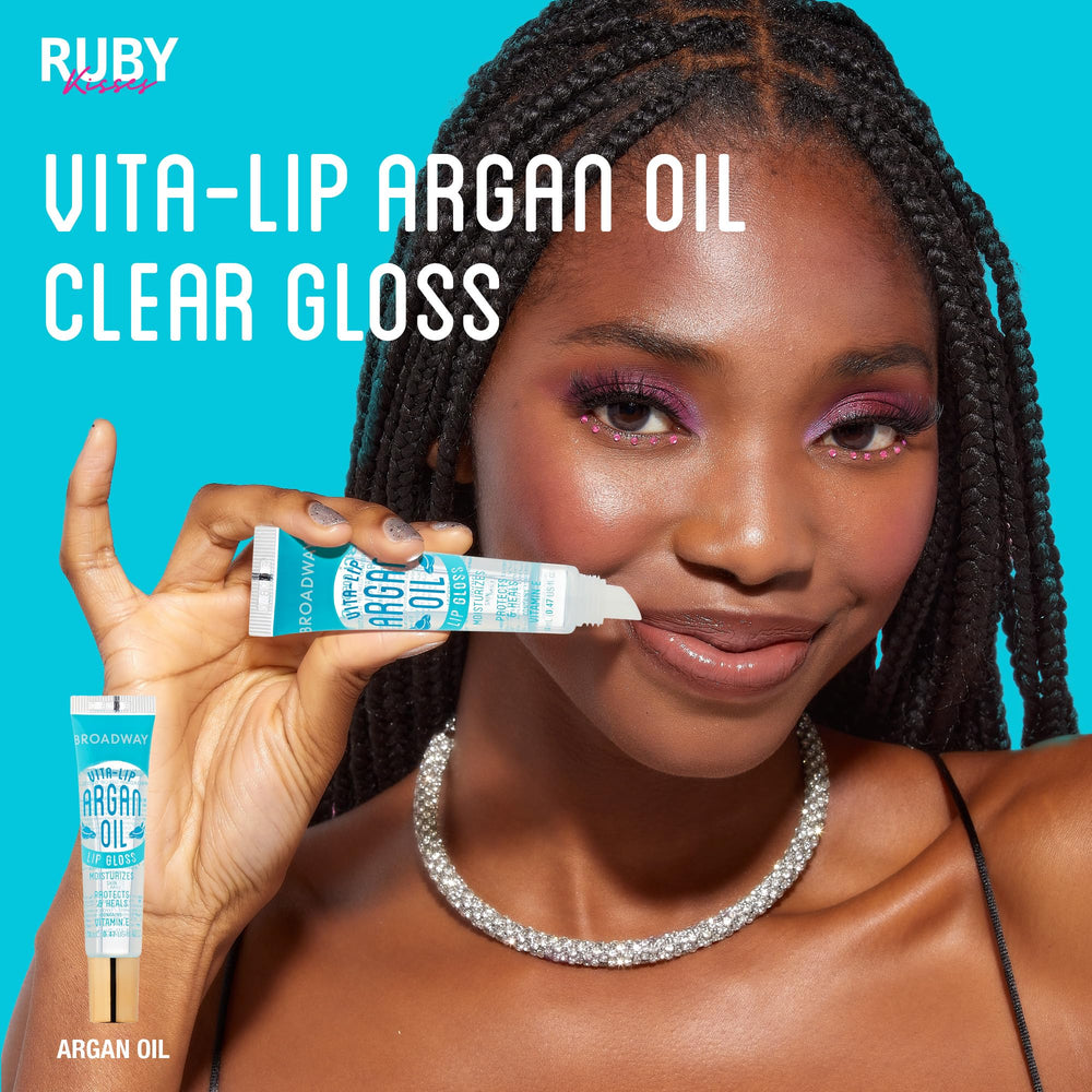 Texture soyeuse du Vita-Lip gloss, sensation légère sur les lèvres.