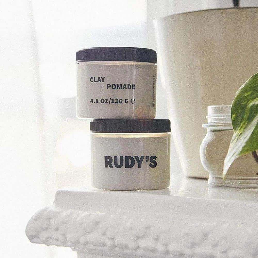 Rudy's Pâte Argileuse Coiffante, fini mat élégant pour un look discret.