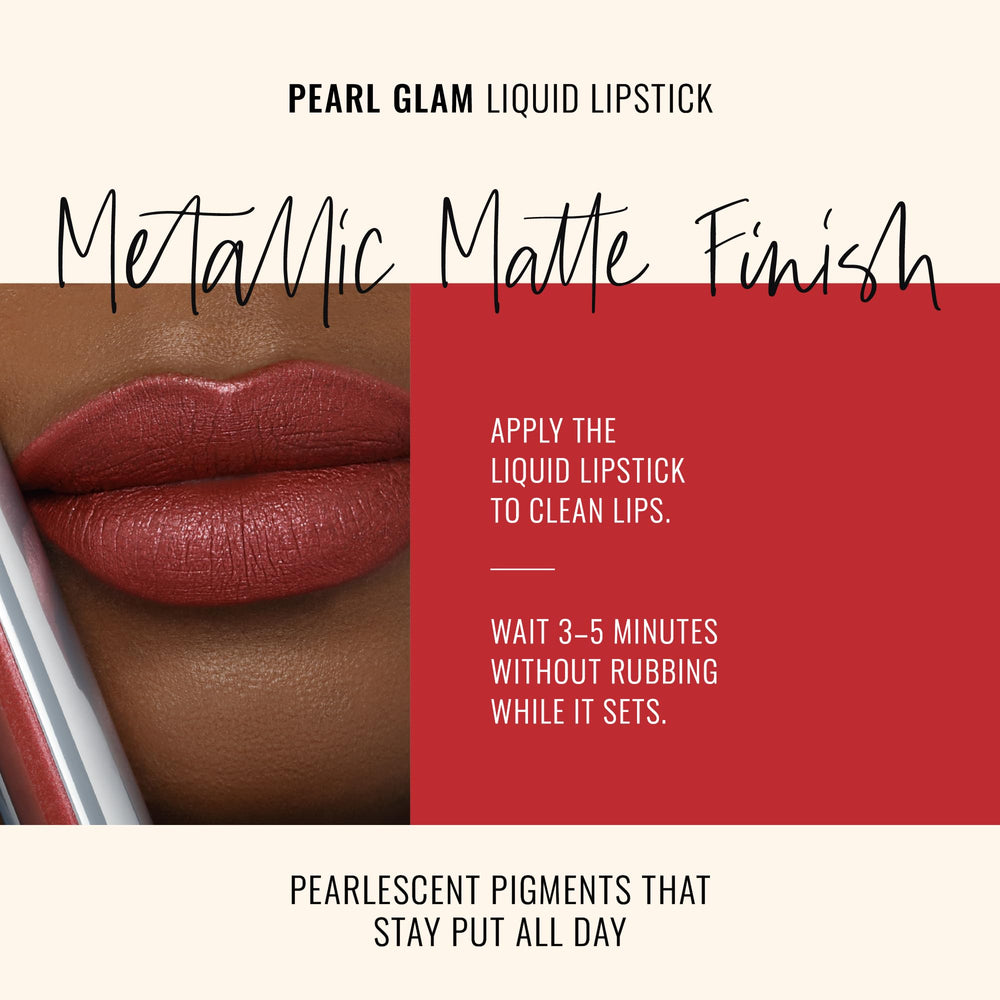 Runway Rogue Pearl Glam échantillon rouge-brun montrant la couleur riche.