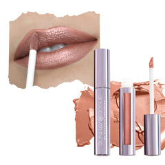Runway Rogue Silk Glam Couture texture nacrée captant la lumière pour un fini glamour.
