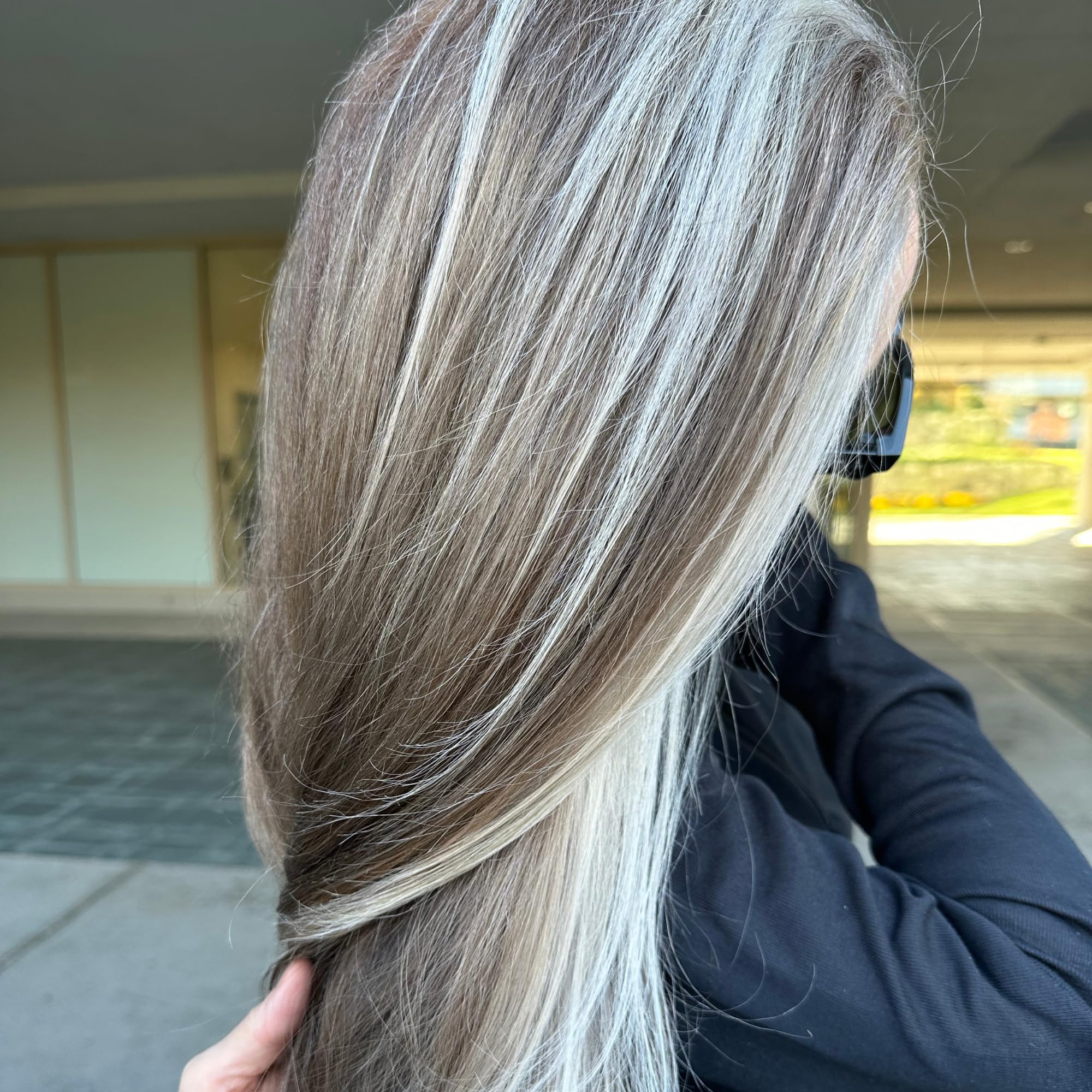 RUSK PlatinumX Lusterizer : neutralisation des jaunes pour cheveux lumineux.