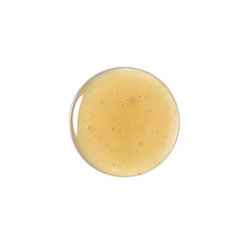 Ryo Hair Strength Expert Care Shampoo application foam demonstrates rich lather for gentle cleansing.