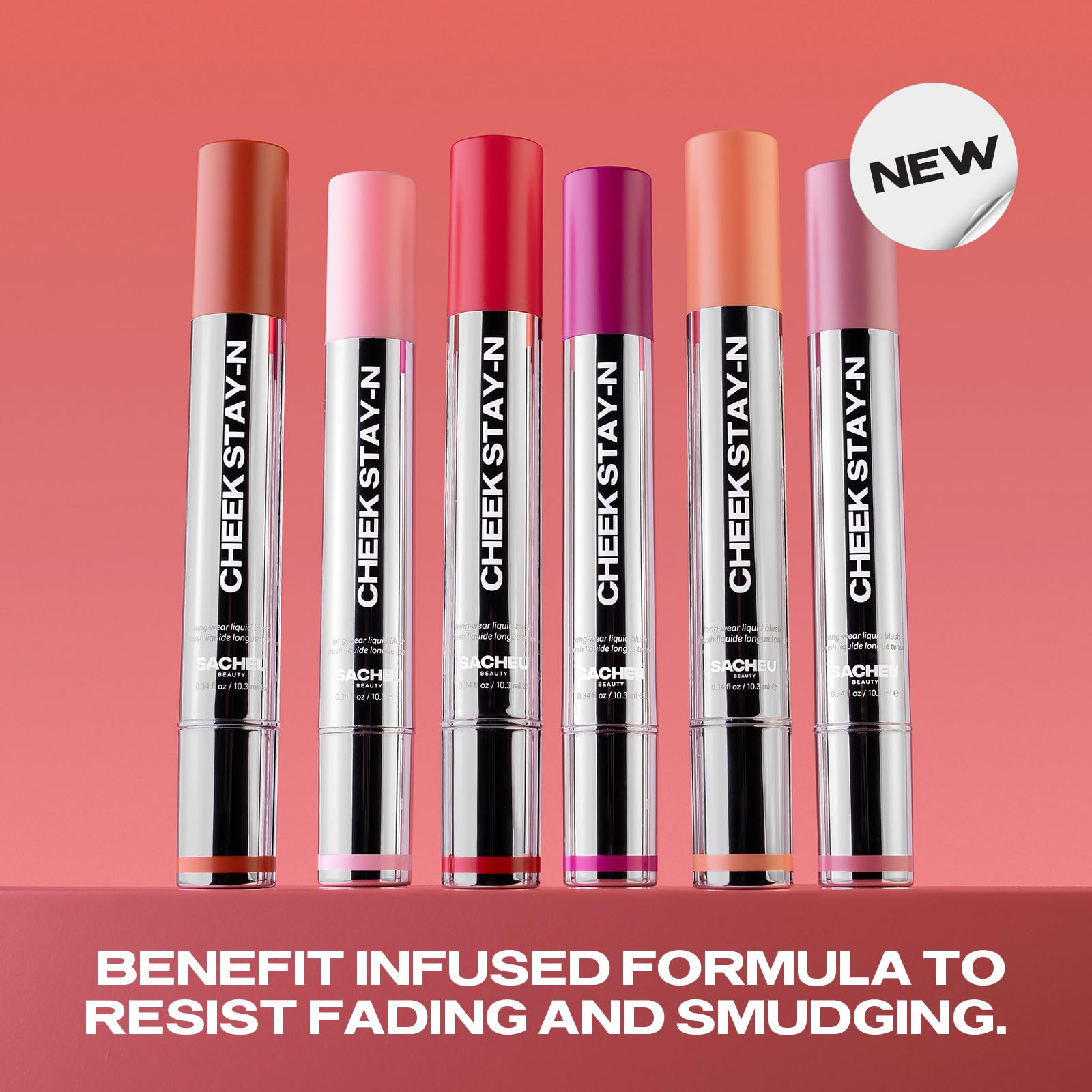 Éclat lumineux et humide du Sacheu Cheek Stay-N Liquid Blush pour un teint frais.