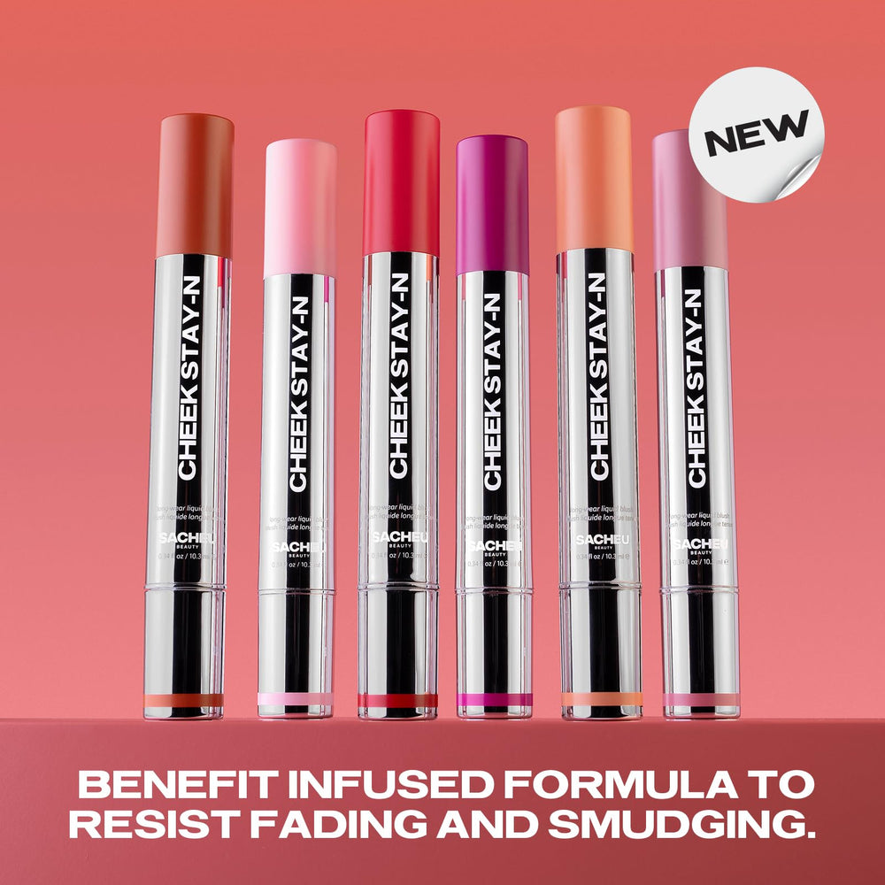 Éclat lumineux et humide du Sacheu Cheek Stay-N Liquid Blush pour un teint frais.