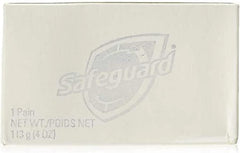 Utilisation du savon Safeguard beige sur les mains