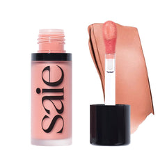 Saie Dew Liquid Blush Rosy, application naturelle pour un éclat rosé.