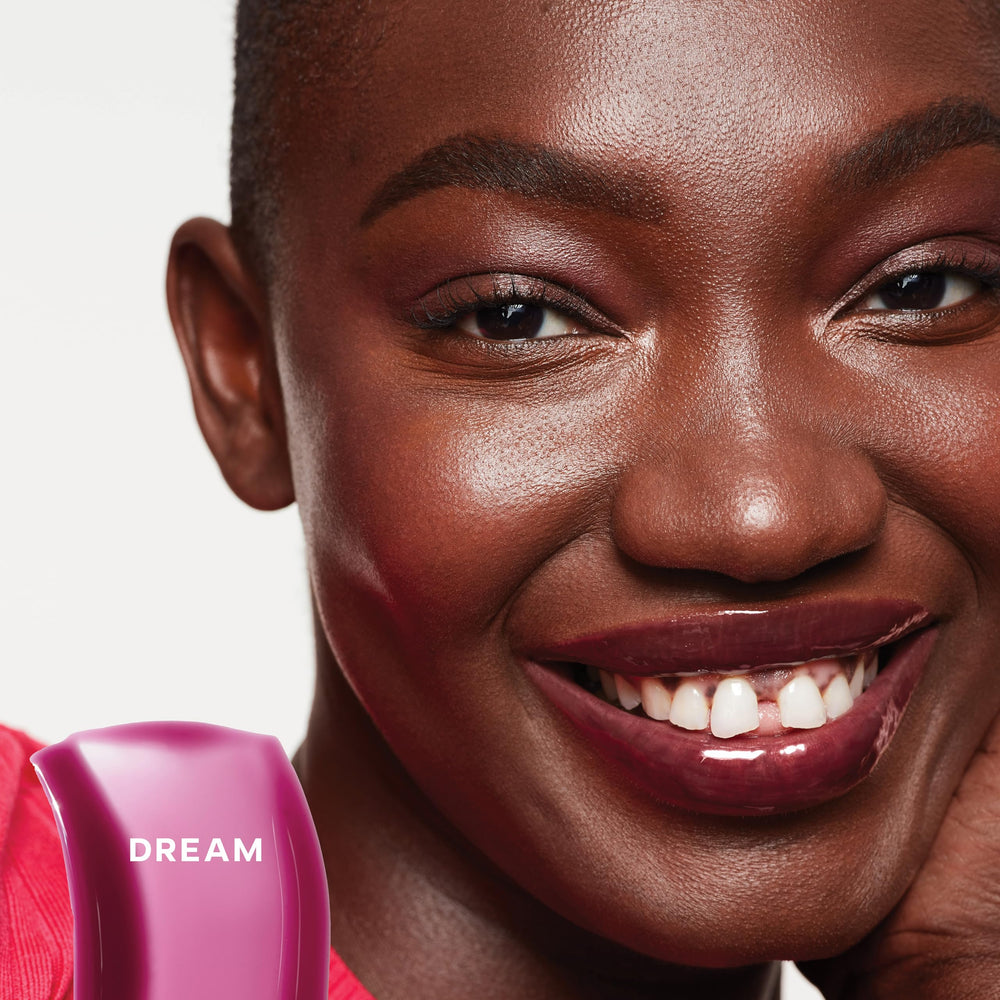 Saie Glossybounce applicateur précis pour une pose nette et uniforme