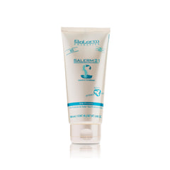 SALERM 21: bouteille montrant les proteines de soie pour hydrater durablement les cheveux