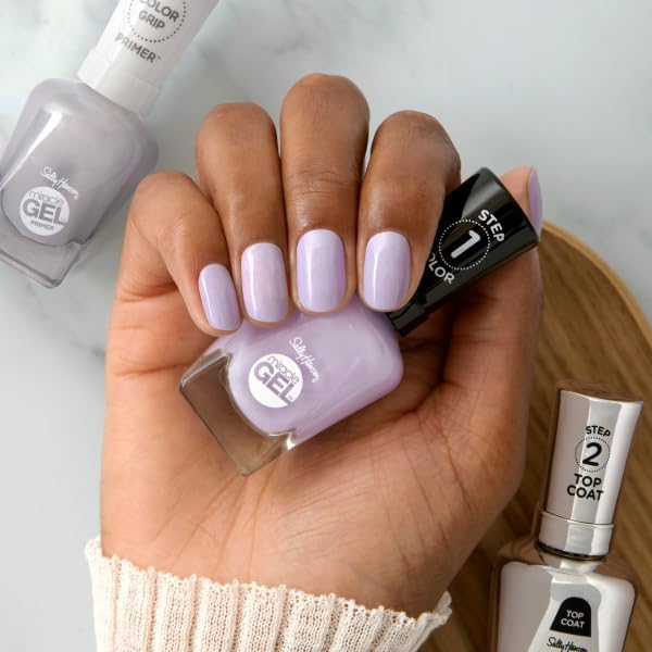 Vernis Sally Hansen Miracle Gel sans lampe UV pratique.