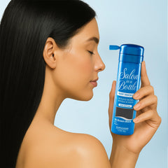 Salon in a Bottle formule imperméable résiste à la sueur et à l'eau.