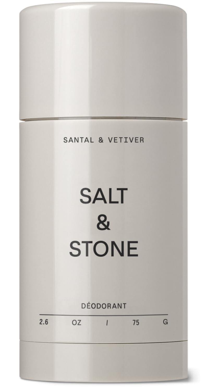 Salt & Stone Déodorant Santal & Vetiver dans un emballage élégant.