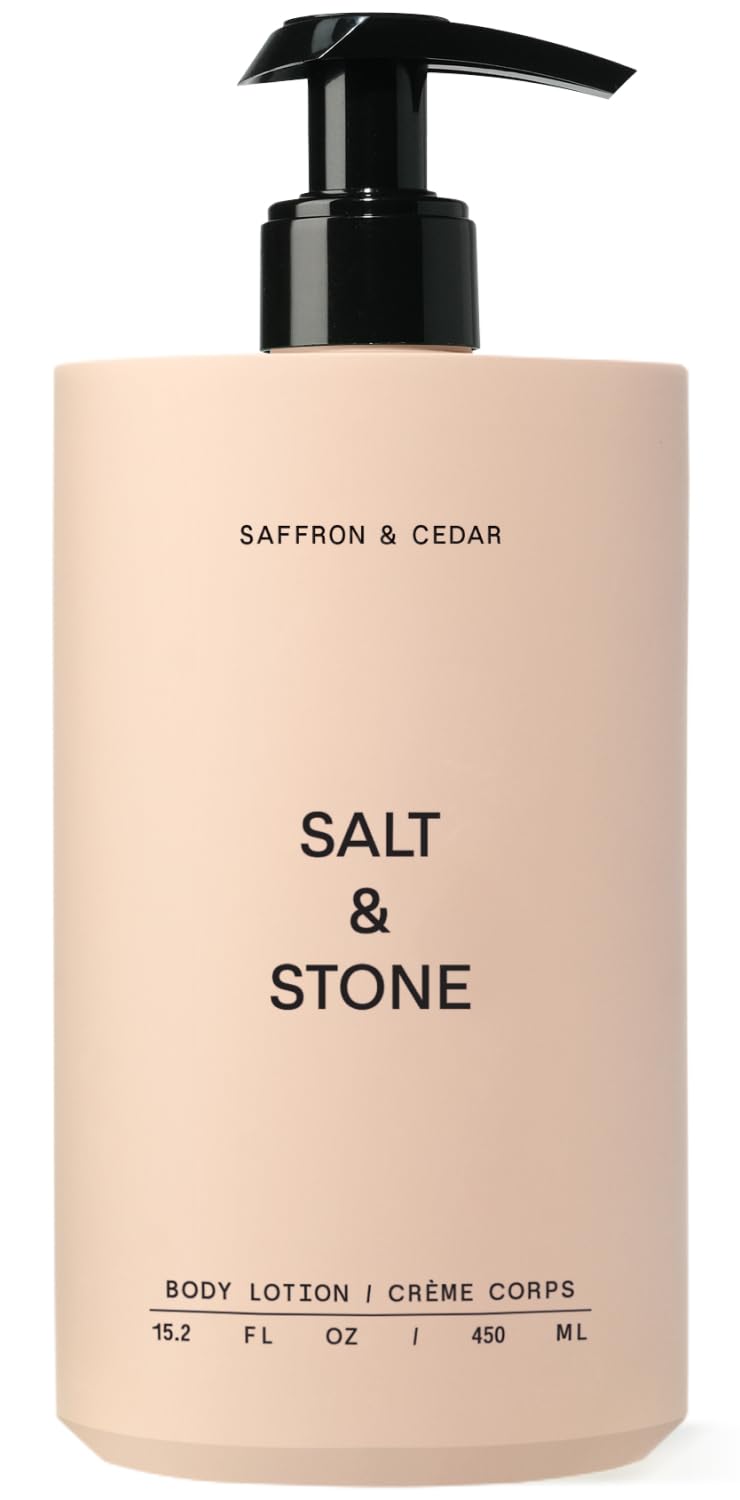 Salt & Stone Lotion Safran et Cèdre – flacon élégant, hydratation rapide.