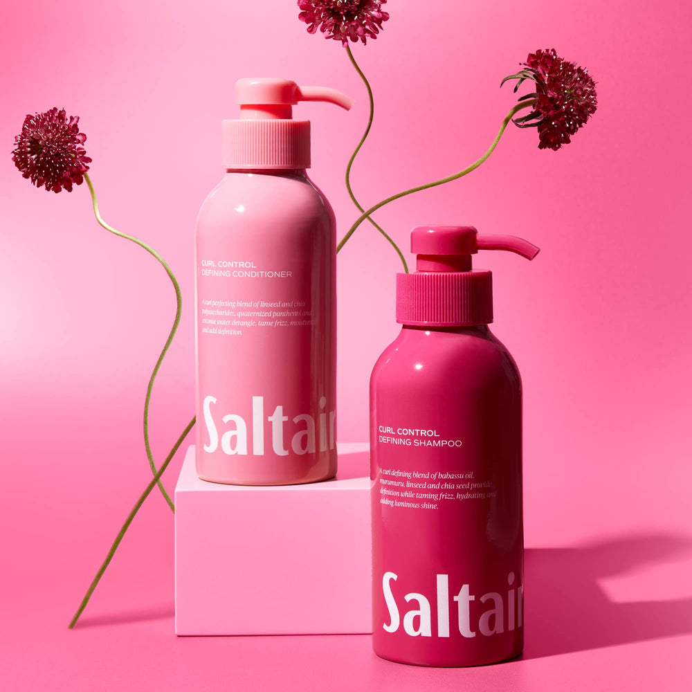 Saltair application avec mains shampooing : routine simple et rapide pour les boucles