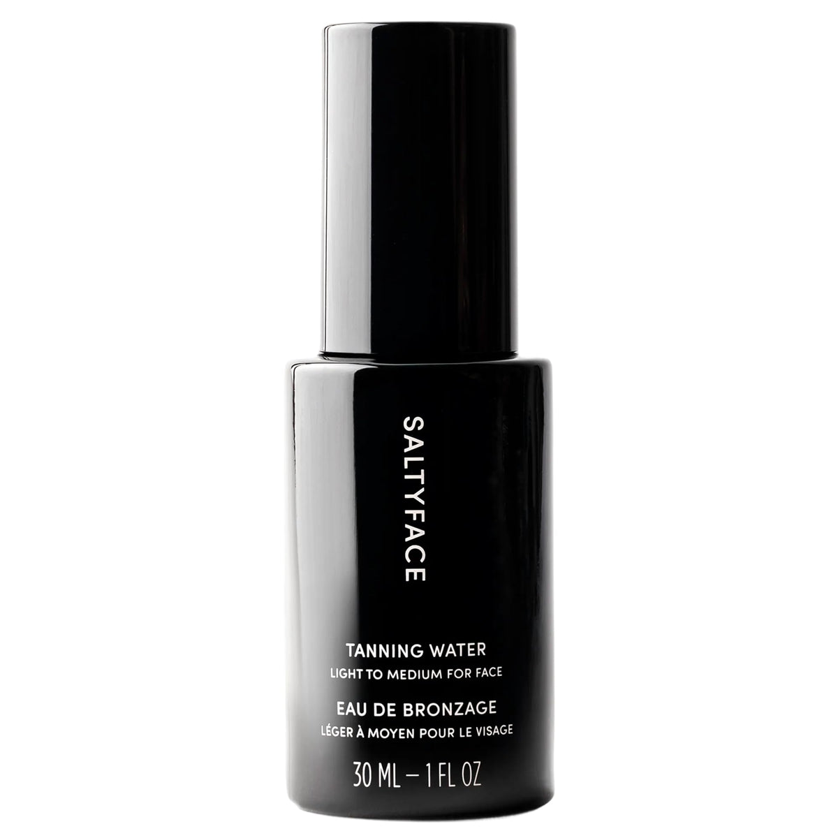 SALTYFACE eau bronzante visage, brume fine pour teinte naturelle et hydratation légère.