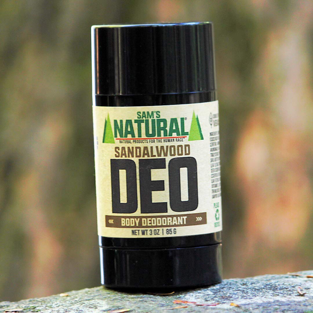 Sam’s Natural Déodorant Santal – odeur boisée douce et discrète pour la journée.
