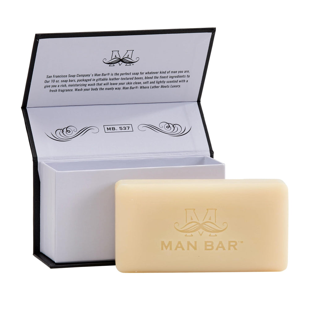 Mousse hydratante et parfum masculin pour décuper le rituel douche.