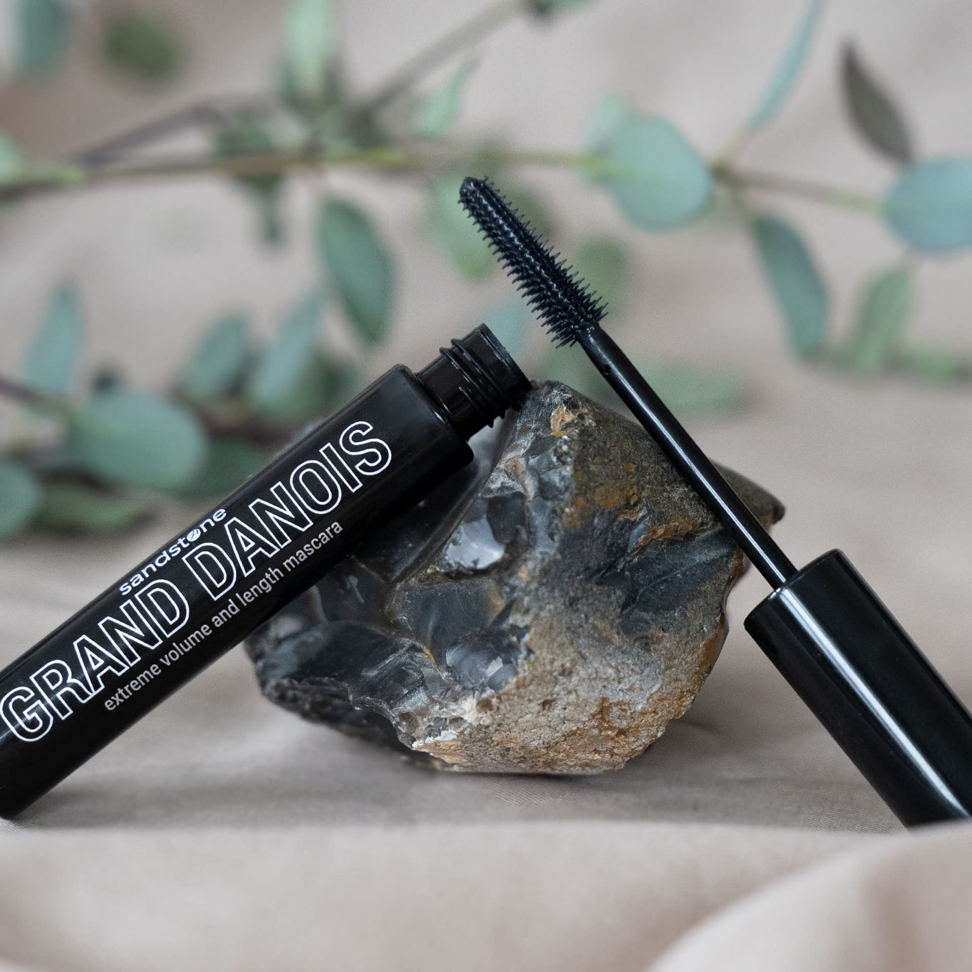 Sandstone Scandinavia Mascara sans parabènes - formule sûre et légère.