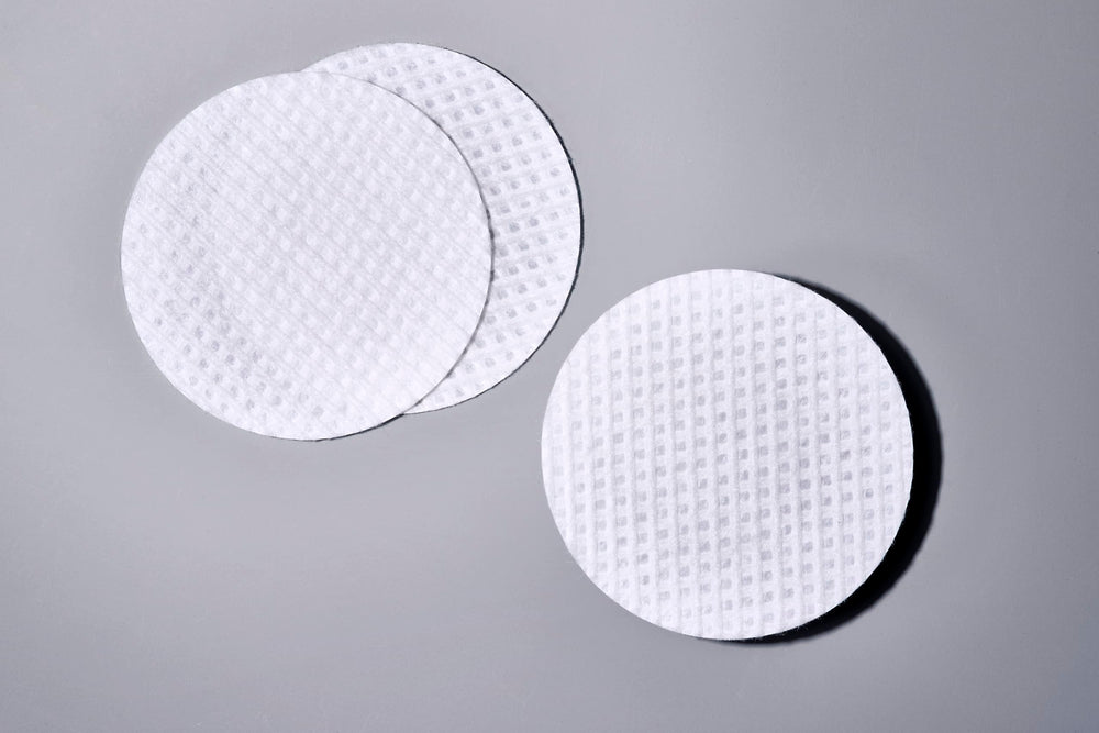 Ingrédients acide salicylique et niacinamide, favorisant clarté et uniformité du teint.