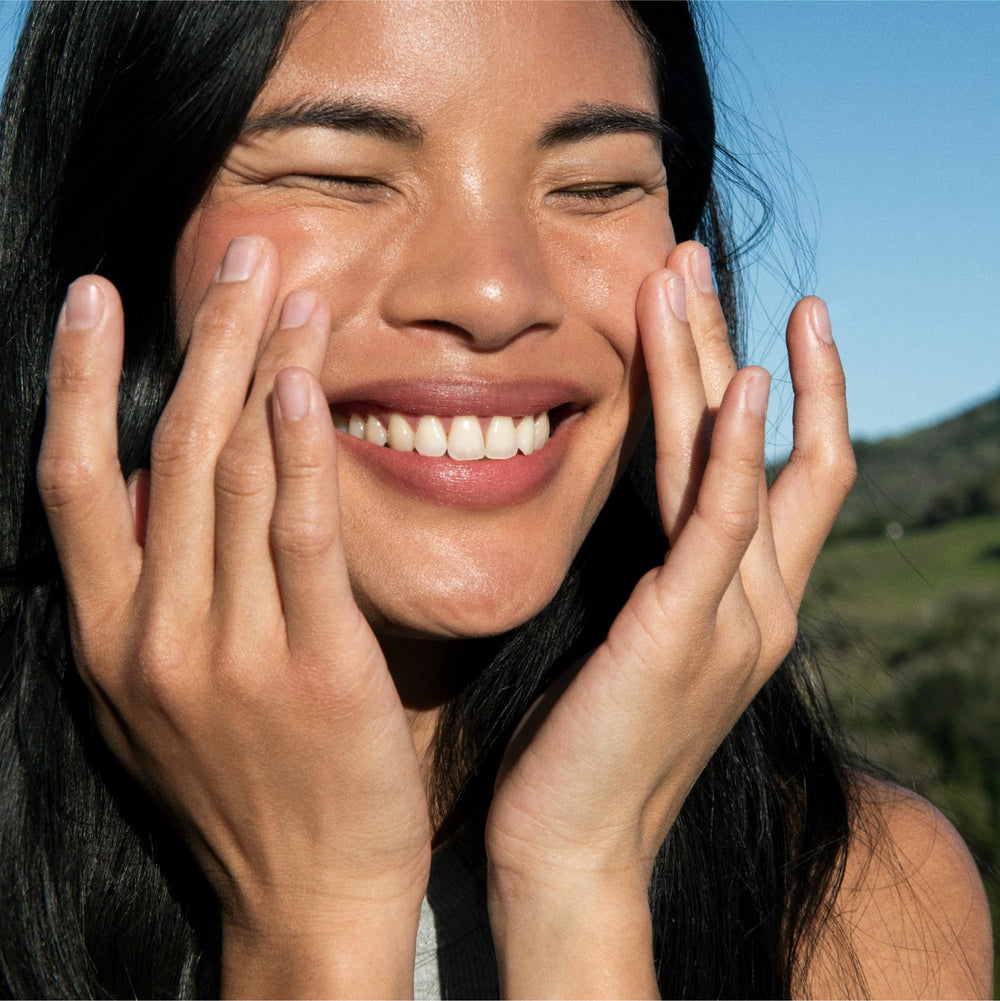 Formule sans parabènes et sans parfum pour la peau durablement saine.