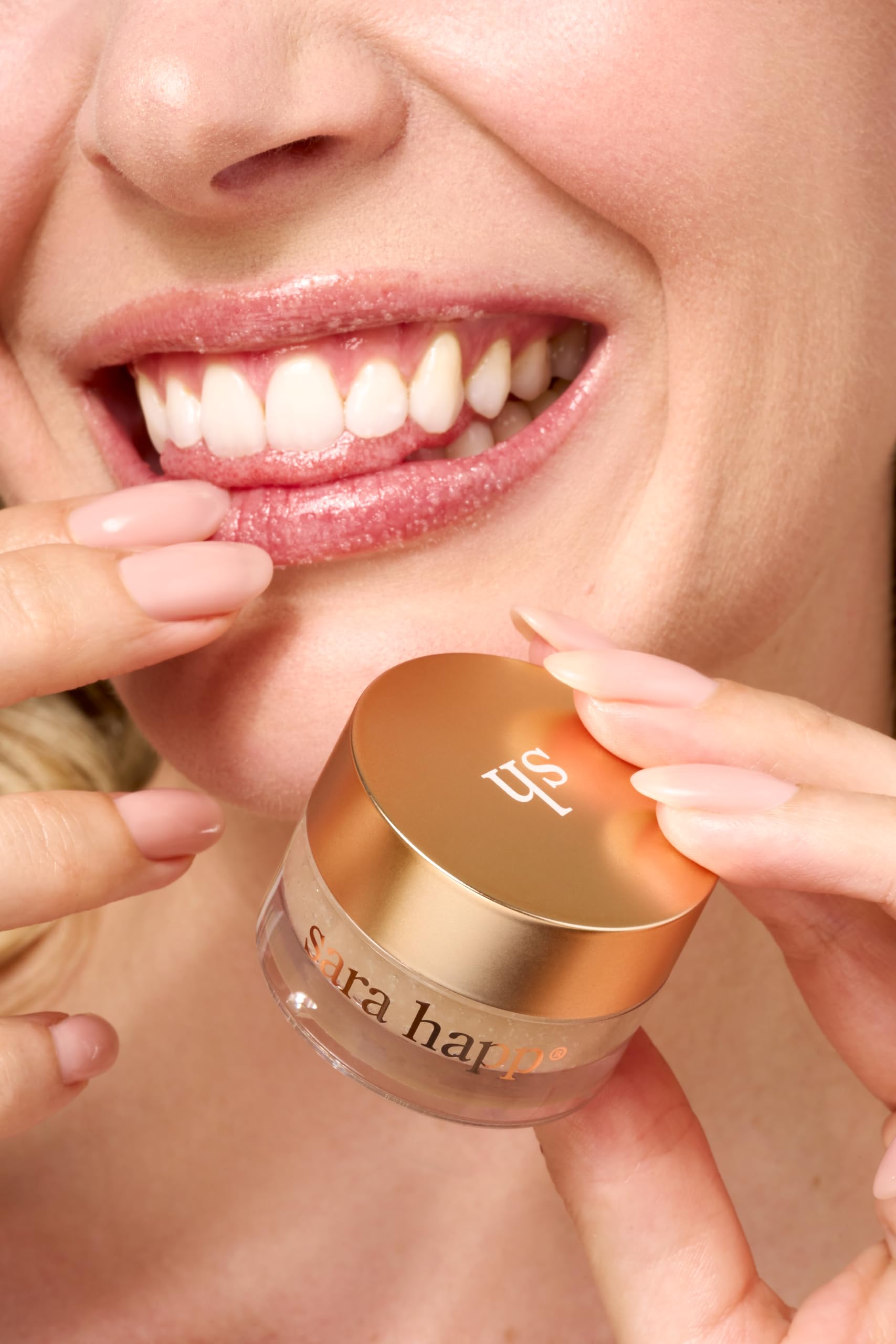 Sara Happ gommage lèvres odeur vanille crèmeuse: parfum réconfortant pendant l’application