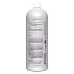 Satin développeur silicone oxydes: mélange homogène pour une application précise.
