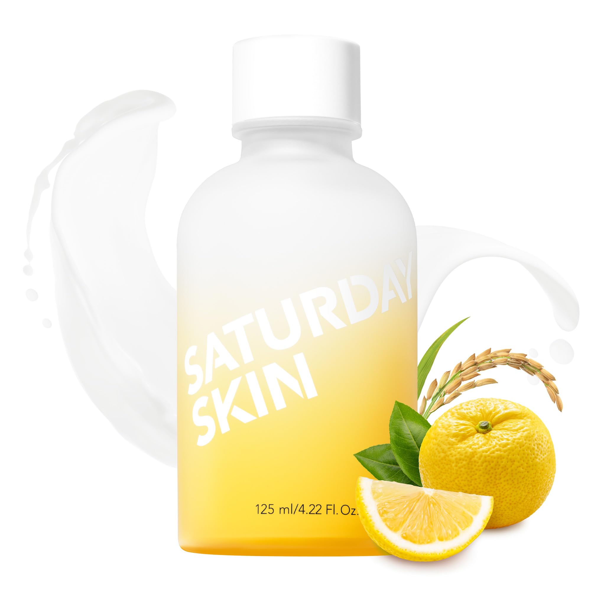 Saturday Skin Yuzu tonique en bouteille offrant fraîcheur et éclat subtil.