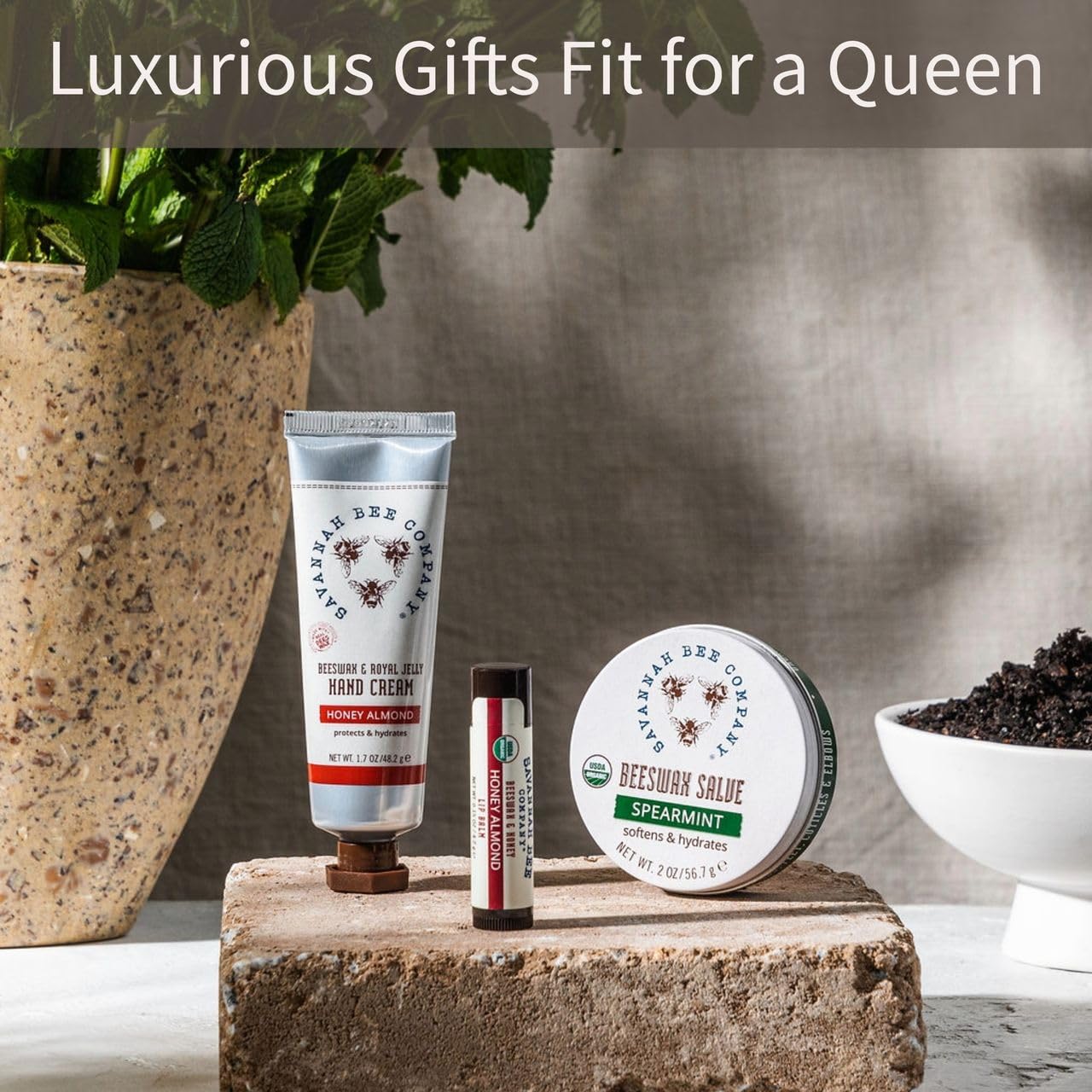 Savannah Bee Company crème mains usages quotidiens: protège les mains sèches.