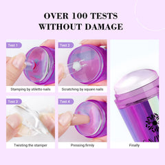 Tampon Saviland transparent violet radium, démontrant la précision des motifs.