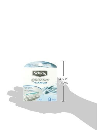 Boîte présentant les 8 recharges Schick Quattro pour hommes.