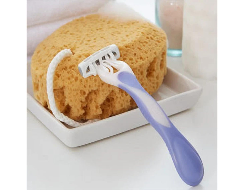 Schick Quattro poignee confort antiderapante pour une prise en main sûre