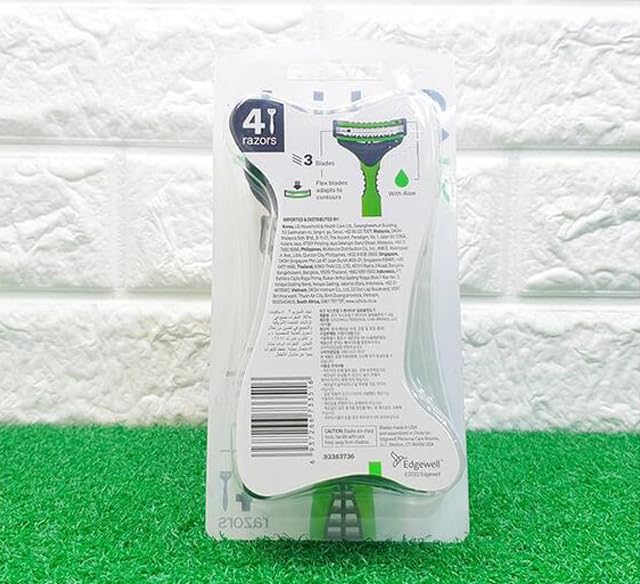 Lames flexibles Schick Xtreme3 Sensitive pour suivre les contours du visage.