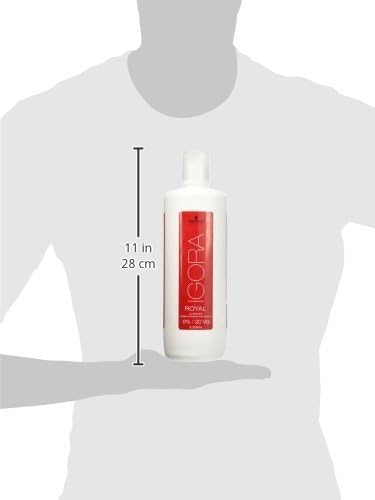 Préparation du mélange Igora Royal, format professionnel pour salons.