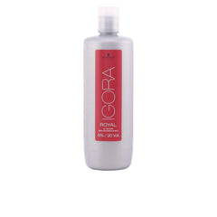 Schwarzkopf Royal Igora Activ: résultat couleur vibrant sur cheveux décolorés ou mèches éclaircies.