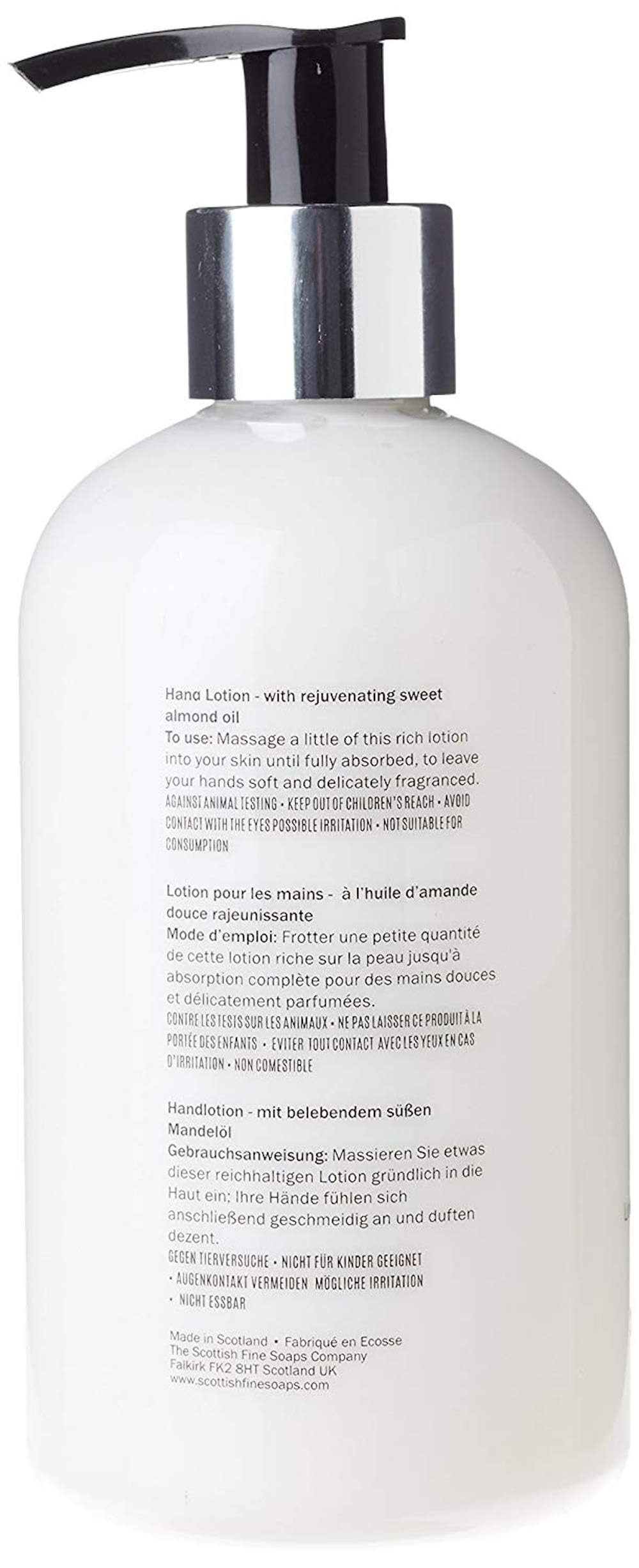 Scottish Fine Soaps Au Lait creme-mains-pompe offre une texture douce et une absorption rapide.
