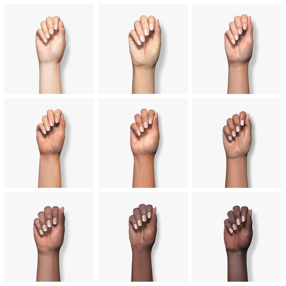 Seche Clear prévient jaunissement et taches sur les ongles.