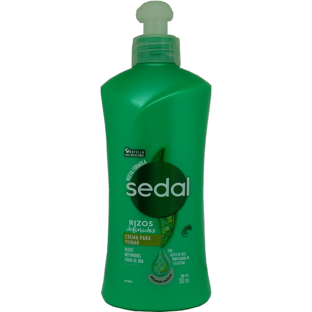 Sedal Boucles Définies application prête à coiffer, ambiance salle de bains