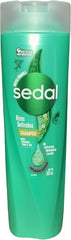 Routine Sedal pour boucles, texture légère et sensation confortable lors du lavage.