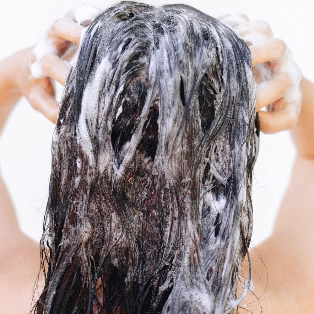 SEEN Shampoo Éco-Recharge, non-comédogène: convient aux peaux sujettes à l'acné.