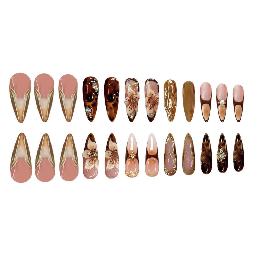 Ongles SEENEEY amande brun design élégant et ajustement parfait