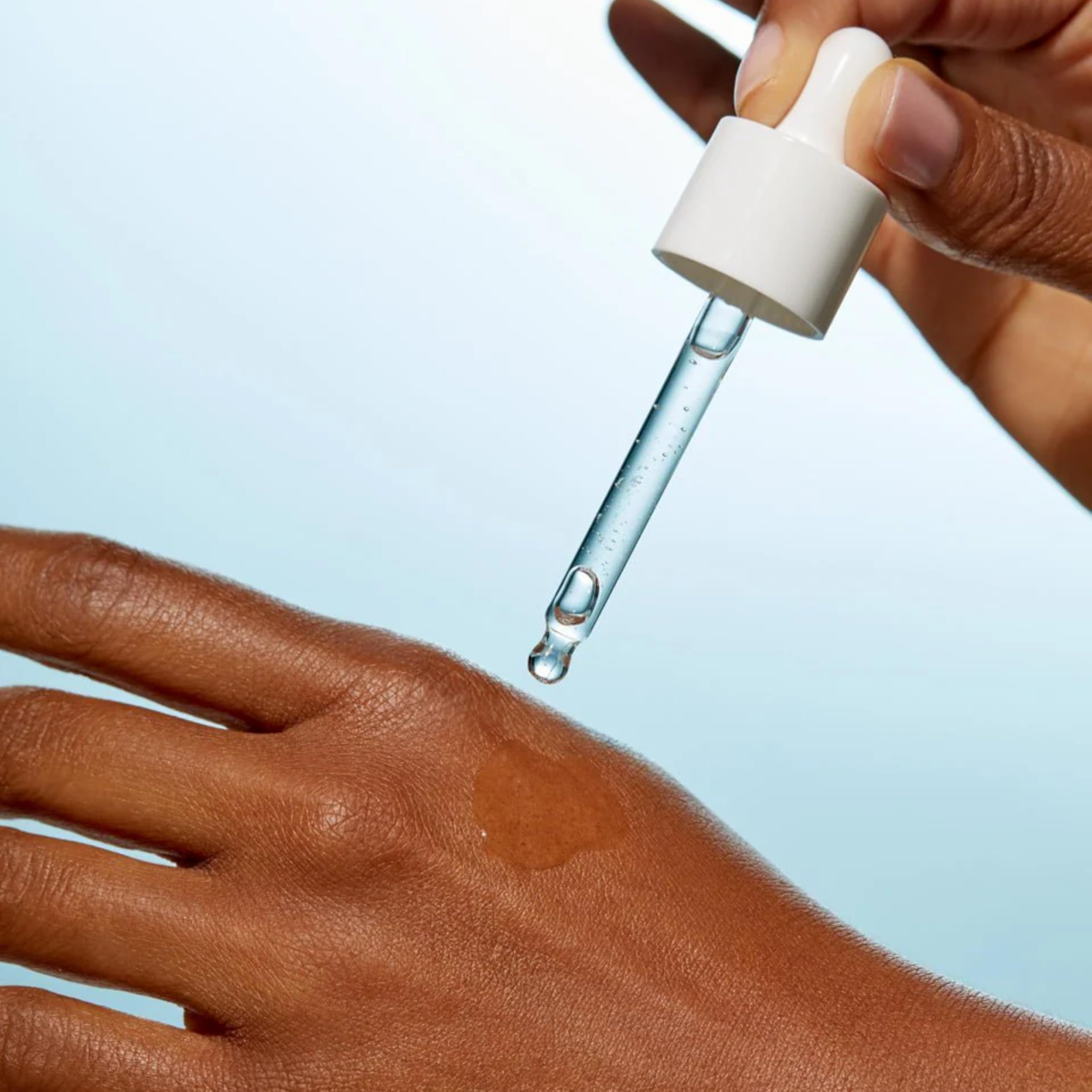 Senté Hydrate+ Serum avec technologie HSA pour hydratation durable.